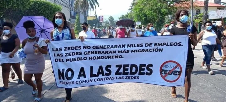 Quando Você Mistura Pinochet Com Uma Distopia Cyberpunk…